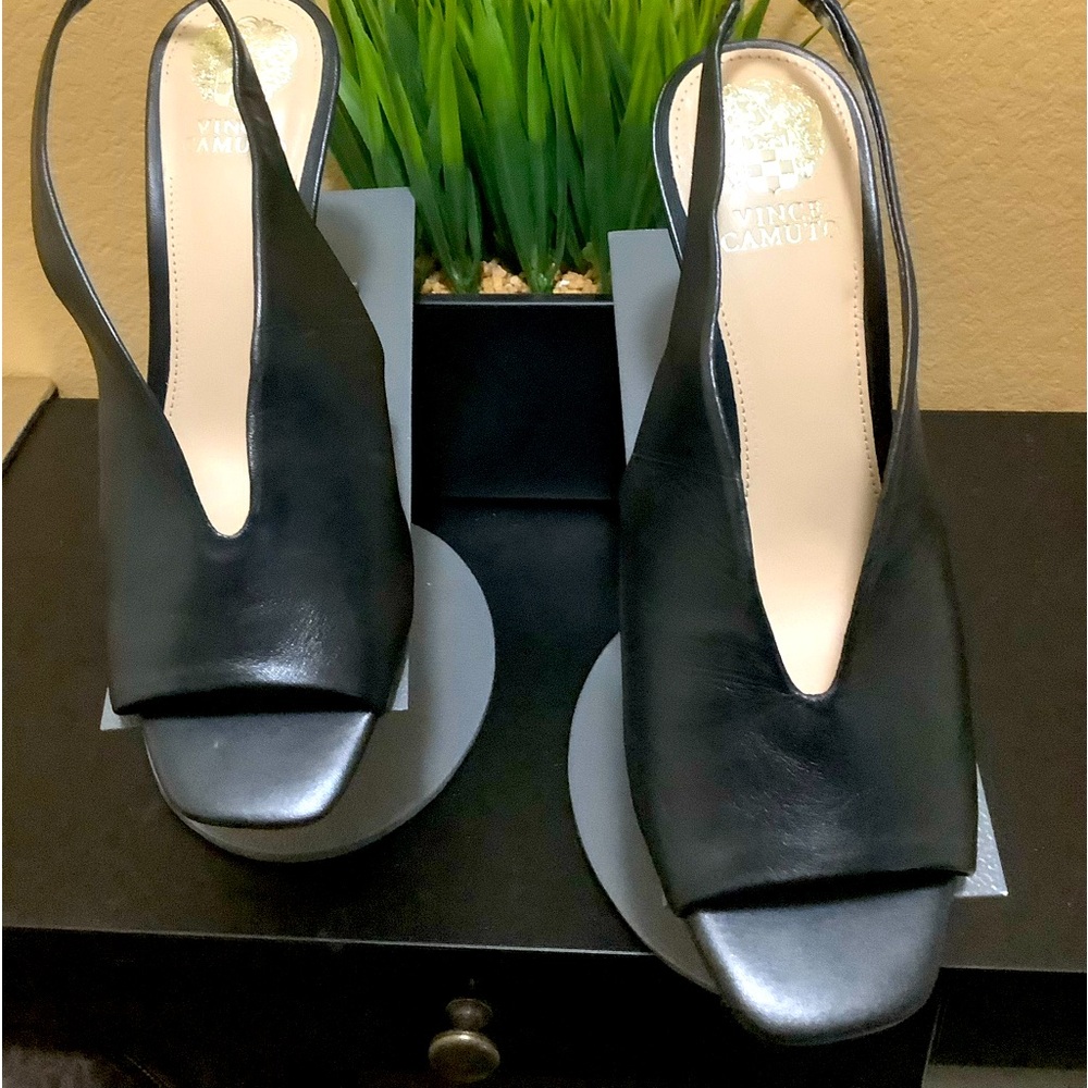 Vince Camuto Saisha Leather Slingback in Black size 9